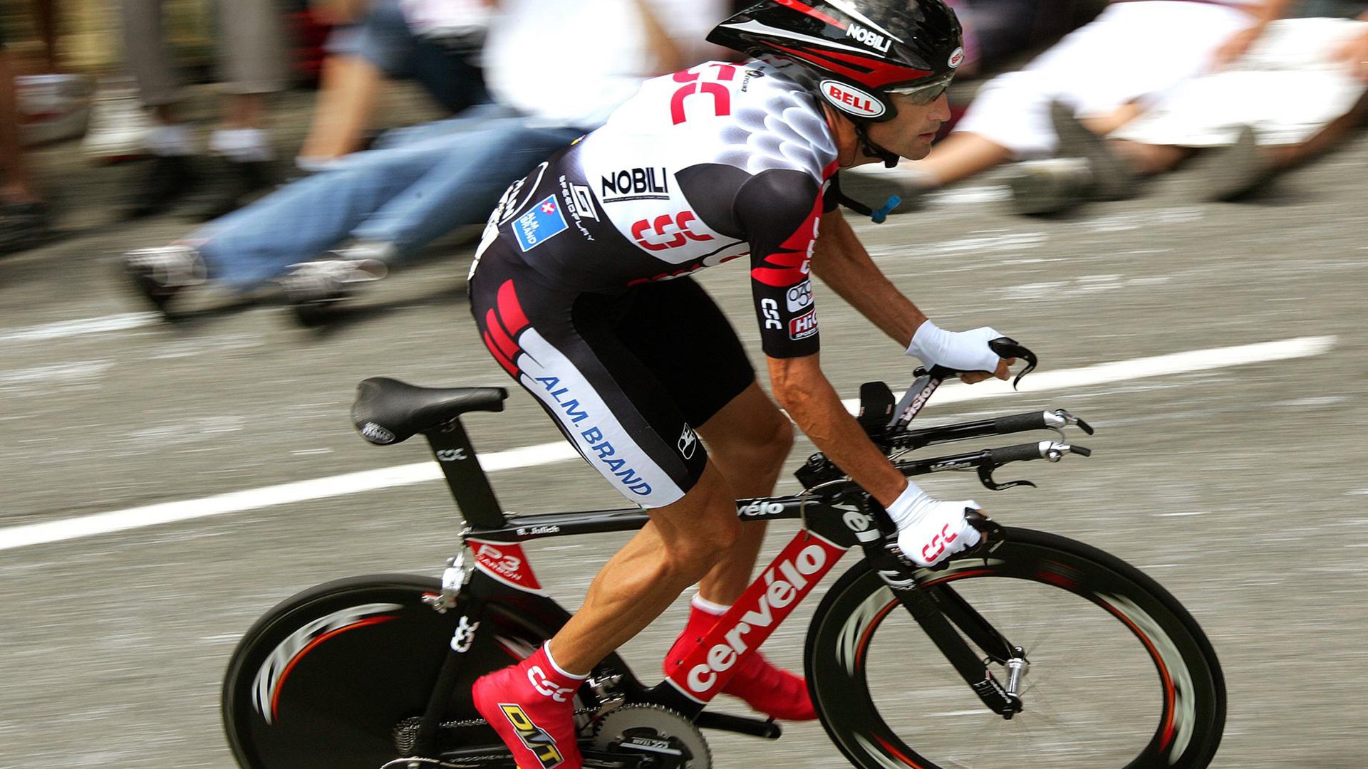 皇马目标锁定欧冠荣耀，夏季引援加快步伐